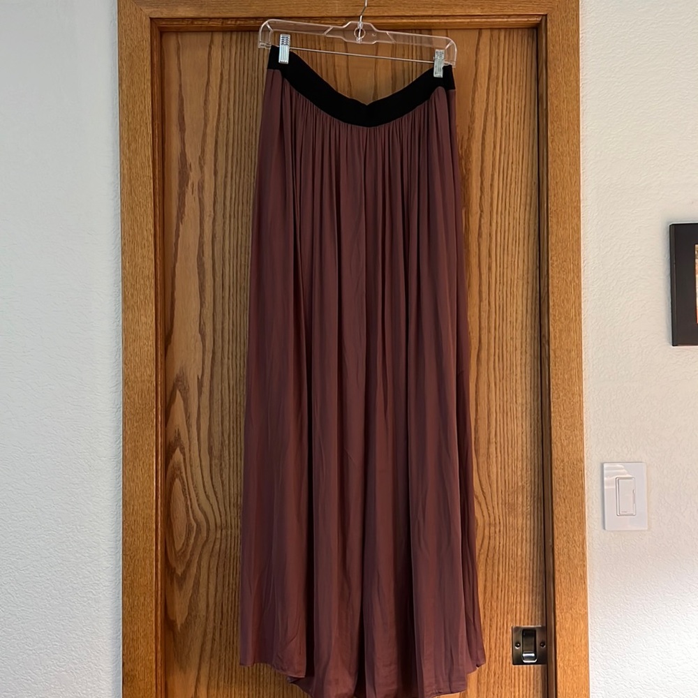 LAVI by Anthropologie. Size L Dressy maxi skirt. Flowy. EUC